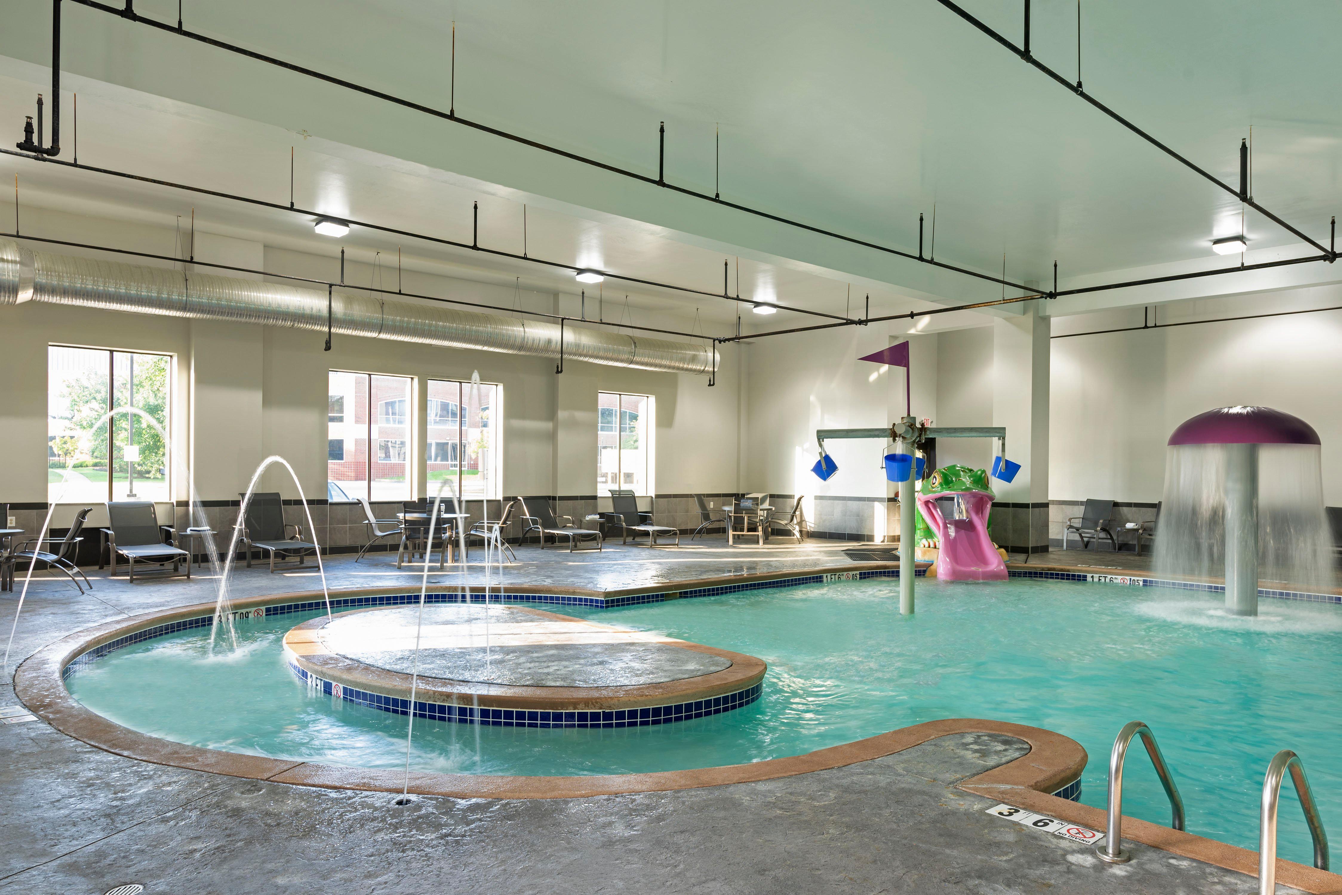 Holiday Inn Express & Suites Columbus - Polaris Parkway / Columbus By Ihg Exterior photo
